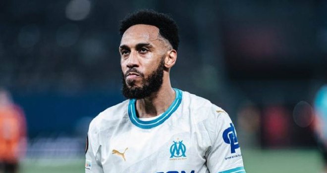Prix Marc-Vivien Foé&nbsp;: Pierre-Emerick Aubameyang en lice pour un 3e sacre historique
