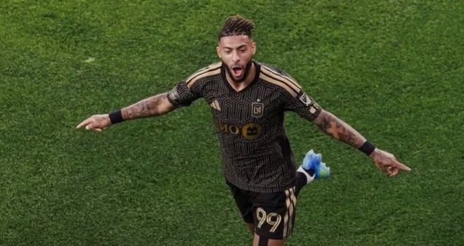 MLS&nbsp;: Denis Bouanga foudroie Orlando City avec un triplé historique en 8 minutes
