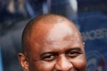 Sénégal : Patrick Vieira nommé sélectionneur des Lions de la Teranga
Sénégal : Patrick Vieira nommé sélectionneur des Lions de la Teranga