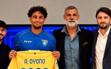 Serie A : Anthony Oyono prolongé jusqu’en 2029 par Frosinone