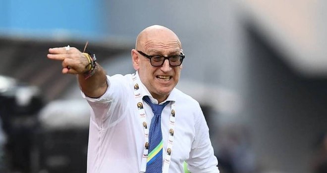 Togo : Ancien sélectionneur du Gabon, Patrice Neveu rejoint le banc des Éperviers
Togo : Ancien sélectionneur du Gabon, Patrice Neveu rejoint le banc des Éperviers