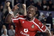 Championship&nbsp;: Jacques Ekomié marque dès son 2e match, Wrexham écrase Millwall