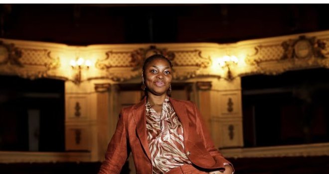 Opéra&nbsp;: la gabonaise Adriana Bignagni Lesca triomphe dans le rôle de Carmen au Chili
