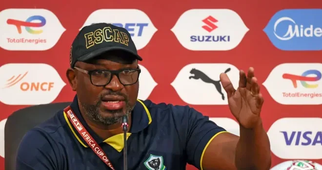 Panthères du Gabon : Thierry Mouyouma réclame ses impayés, la Fégafoot sous pression
Panthères du Gabon : Thierry Mouyouma réclame ses impayés, la Fégafoot sous pression