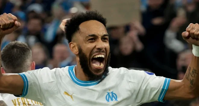Ligue 1 : Aubameyang buteur, Marseille accroche une place européenne
Ligue 1 : Aubameyang buteur, Marseille accroche une place européenne