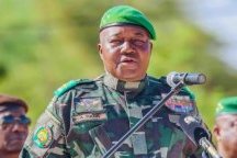 Attaque de l’aéroport de Niamey&nbsp;: Tiani accuse Macron, Talon et Ouattara de «&nbsp;sponsoriser les mercenaires&nbsp;»
