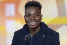 Prix Marc-Vivien Foé 2026 : Mamadou Sangaré entre dans l’histoire du football malien
Prix Marc-Vivien Foé 2026 : Mamadou Sangaré entre dans l’histoire du football malien