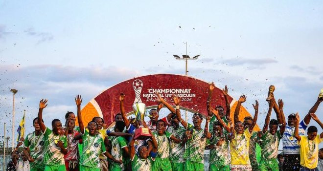 Championnat du Gabon U17 : l’Estuaire domine la Ngounié et décroche le titre national 2026
Championnat du Gabon U17 : l’Estuaire domine la Ngounié et décroche le titre national 2026